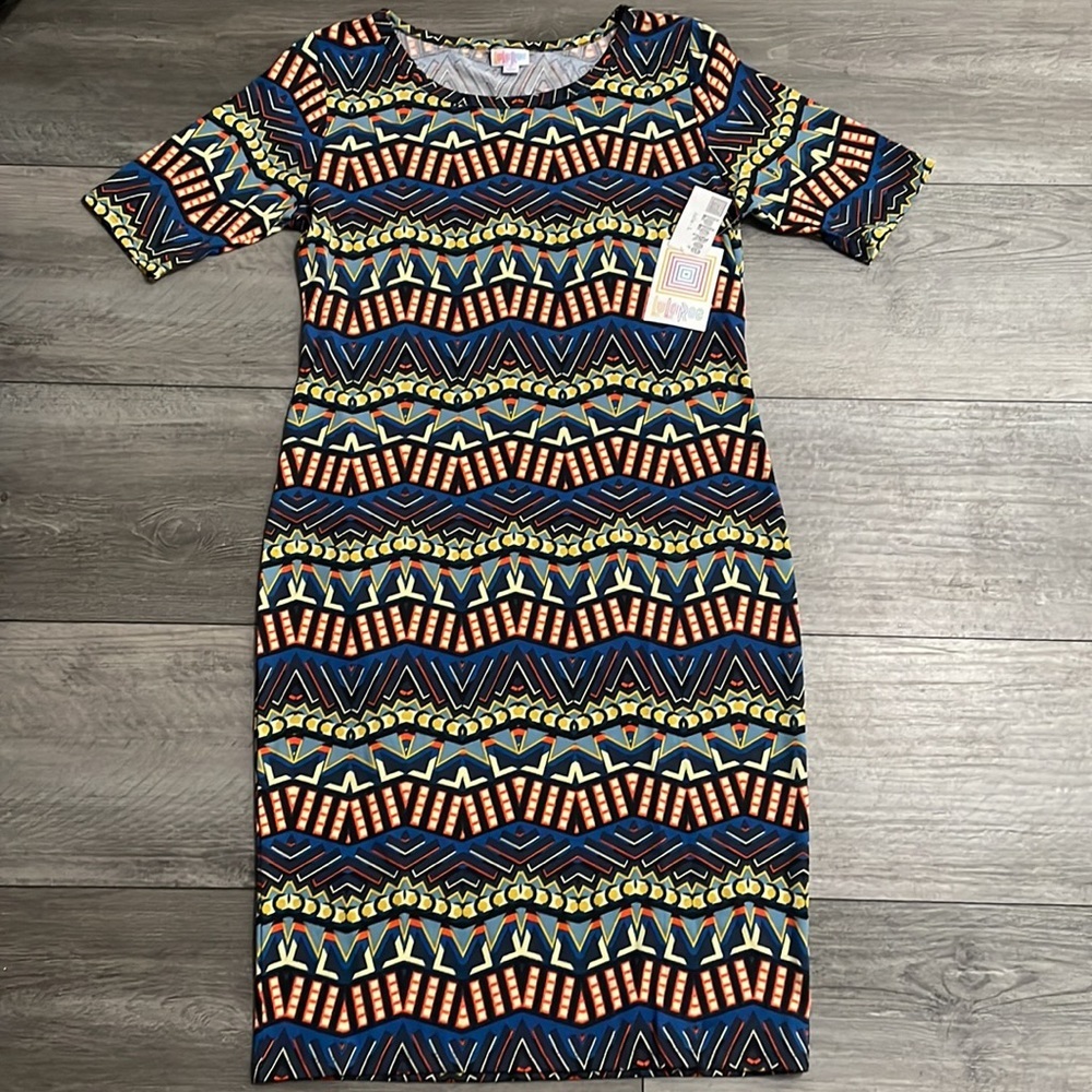 LuLaRoe Geometric Julia Dress Large NWT Bodycon‎